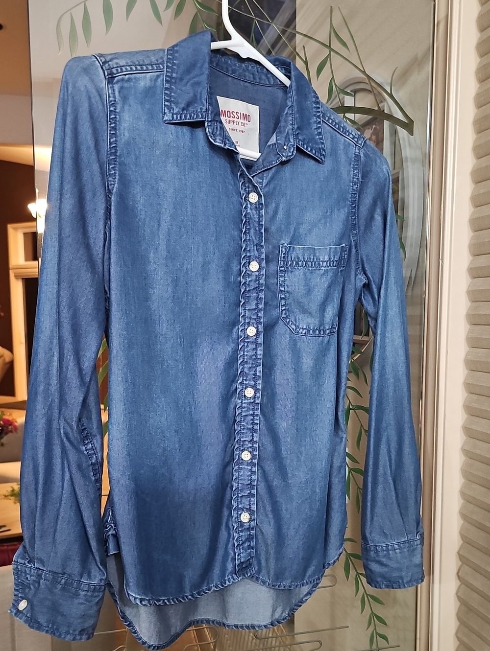 Mossimo Supply Co. Blue Denim Button-Down Shirt
